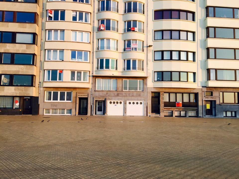 Appartement Met Prachtig Zicht Op Zee オステンド エクステリア 写真